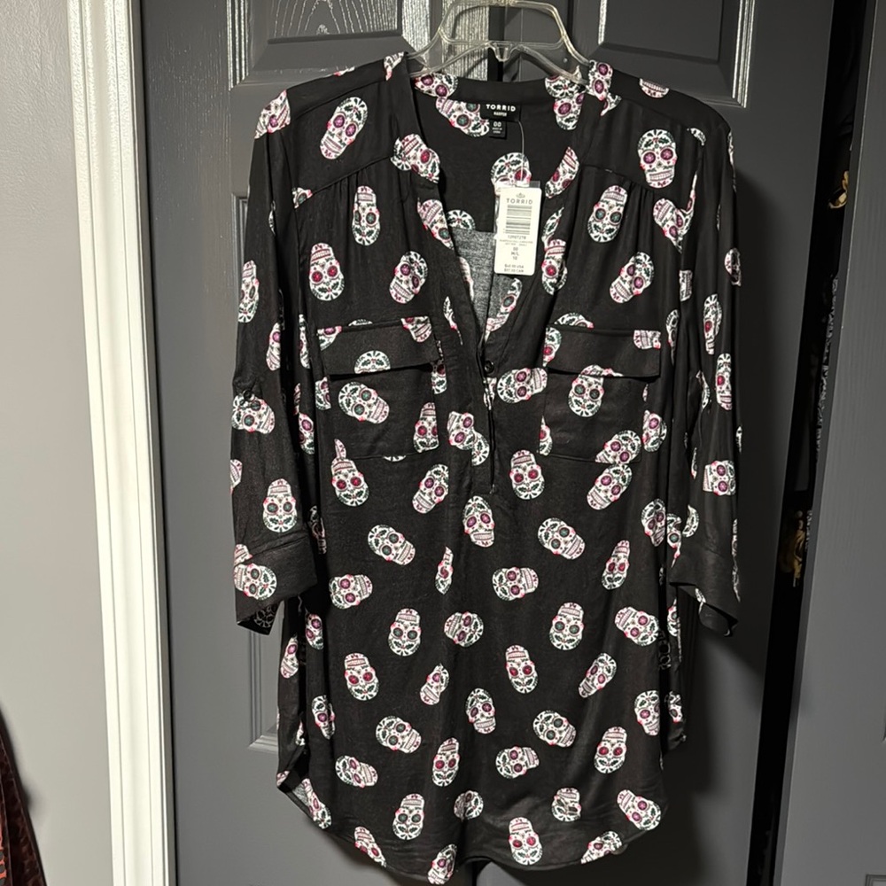 Skull Print Black Blouse